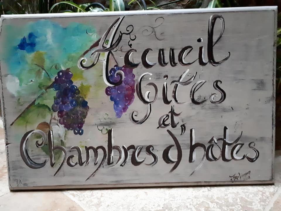 Chambre D'Hote Au Jardin Le Clos Des Vins D'Anges Saint-Pierre-des-Champs Eksteriør billede