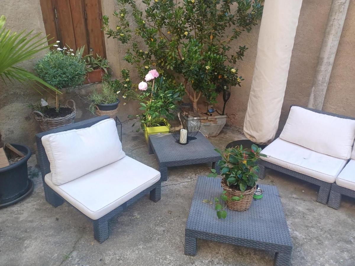 Chambre D'Hote Au Jardin Le Clos Des Vins D'Anges Saint-Pierre-des-Champs Eksteriør billede