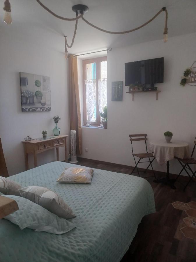 Chambre D'Hote Au Jardin Le Clos Des Vins D'Anges Saint-Pierre-des-Champs Eksteriør billede