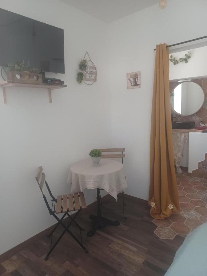 Chambre D'Hote Au Jardin Le Clos Des Vins D'Anges Saint-Pierre-des-Champs Eksteriør billede