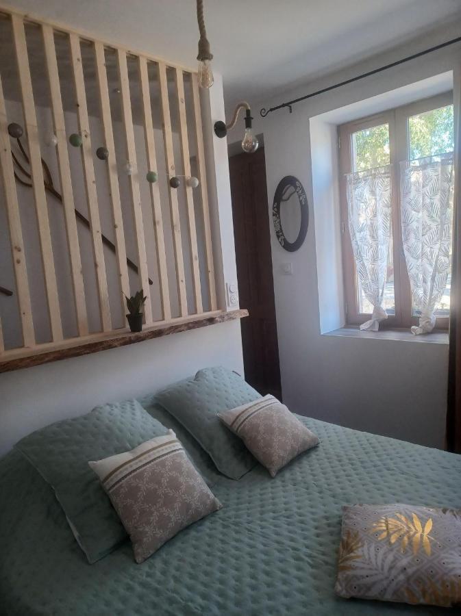 Chambre D'Hote Au Jardin Le Clos Des Vins D'Anges Saint-Pierre-des-Champs Eksteriør billede